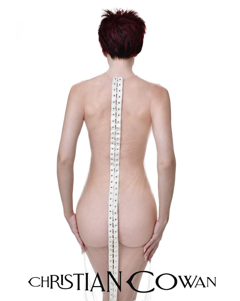 Julia Fox wears a butt-baring dress.