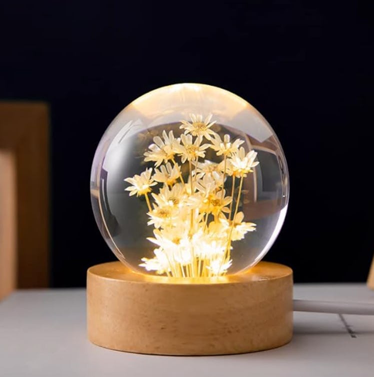 MARZIUS Flower Crystal Ball Night Light