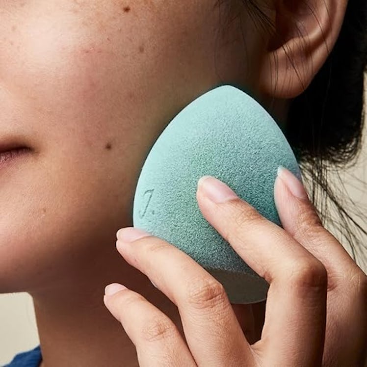 Juno & Co. Velvet Microfiber Makeup Sponge