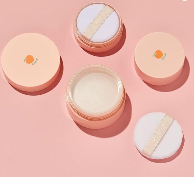 SKINFOOD Peach Cotton Pore Blur Pact