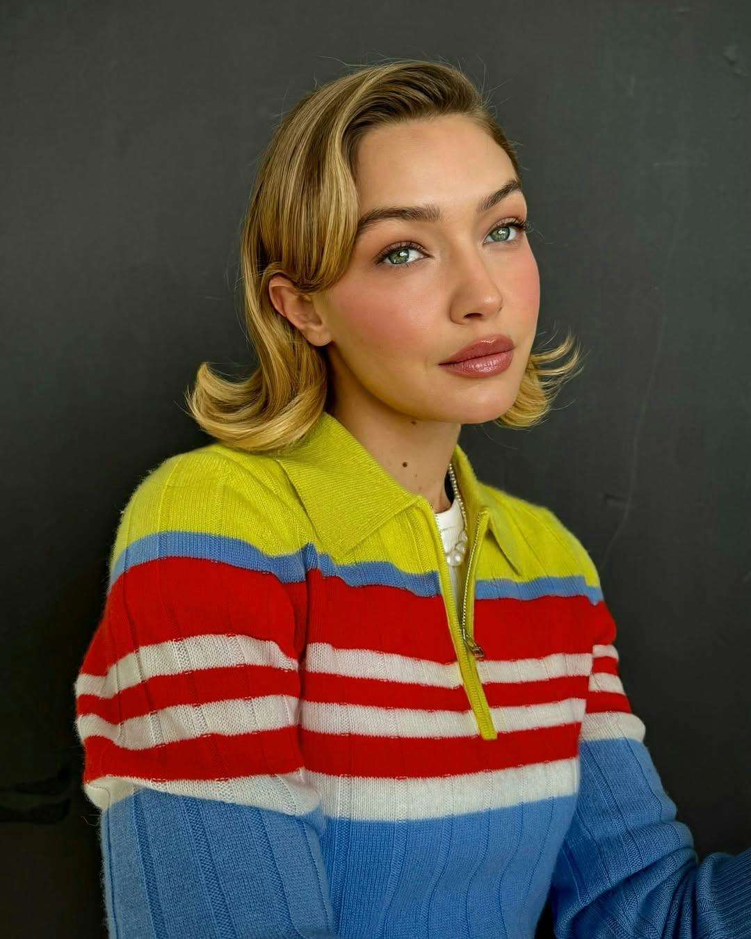 Gigi Hadid wore a flipped-out bob.