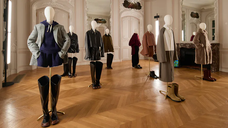 Loewe Fall 2025 Brings the Jonathan Anderson Era Full Circle