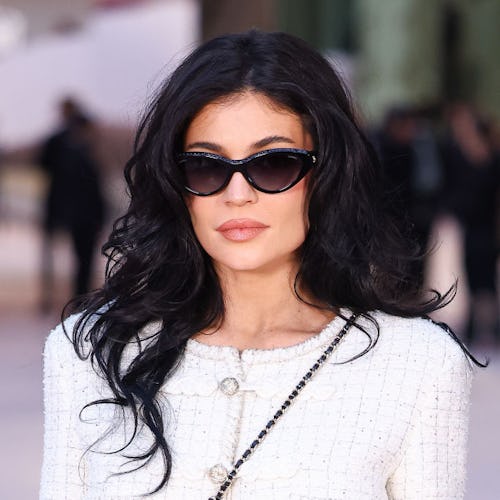 Kylie Jenner’s pink French tip manicure is spring-approved.