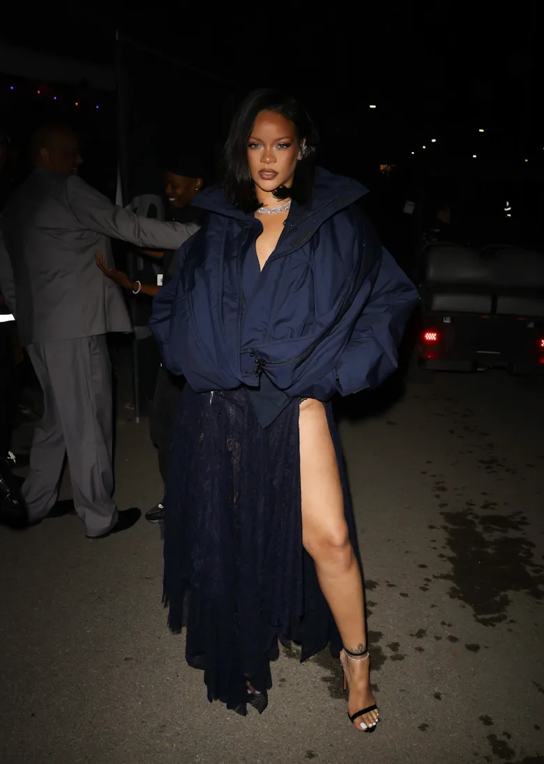 rihanna backless black dress Rihanna Sexy Black Plunging Slit Celebrity Prom Gown