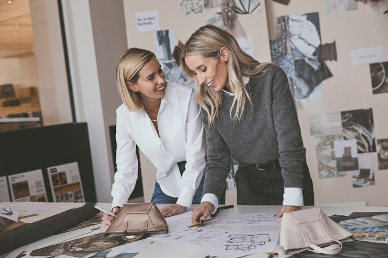 Camilla ve Carolina Cucinelli