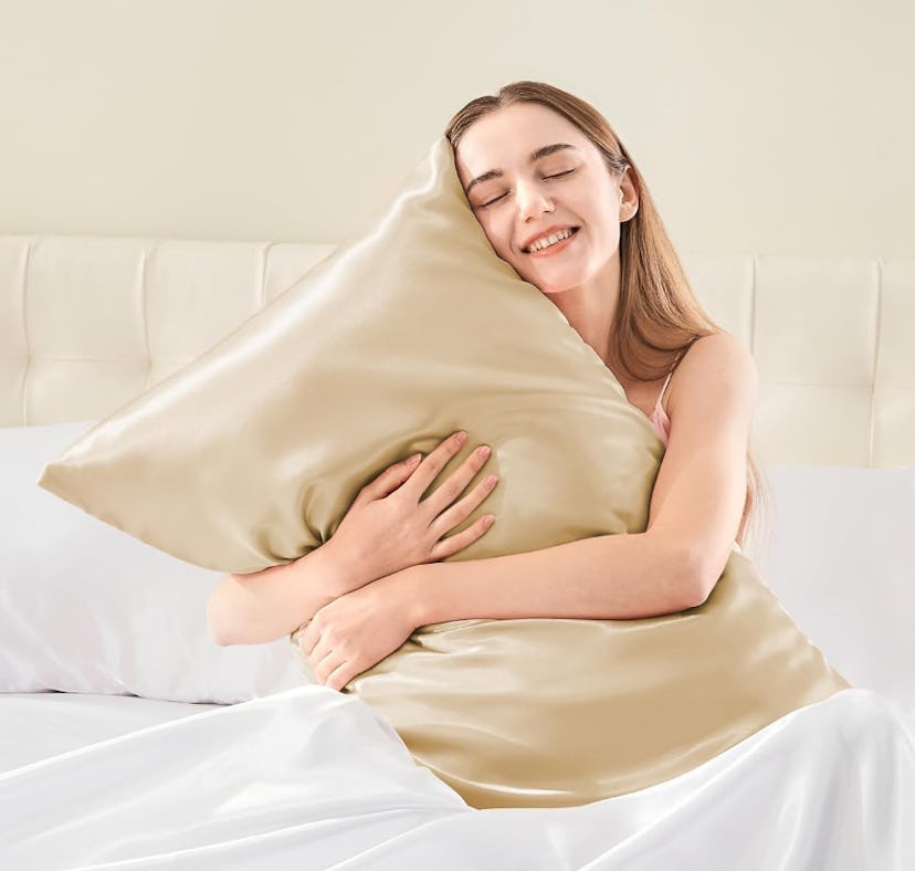 BEDELITE Satin Pillowcases (2-Pack) 