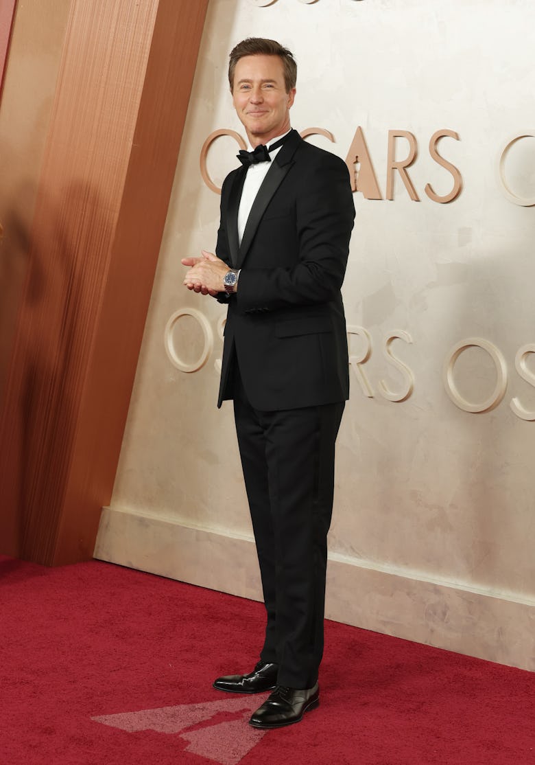 Edward Norton attends the 97th Annual Oscars at Dolby Theatre on March 02, 2025 in Hollywood, Califo...
