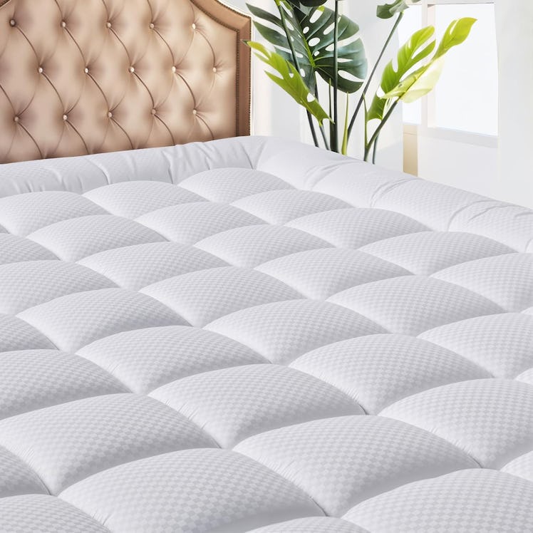 MATBEBY Quilted Fitted Mattress Pad