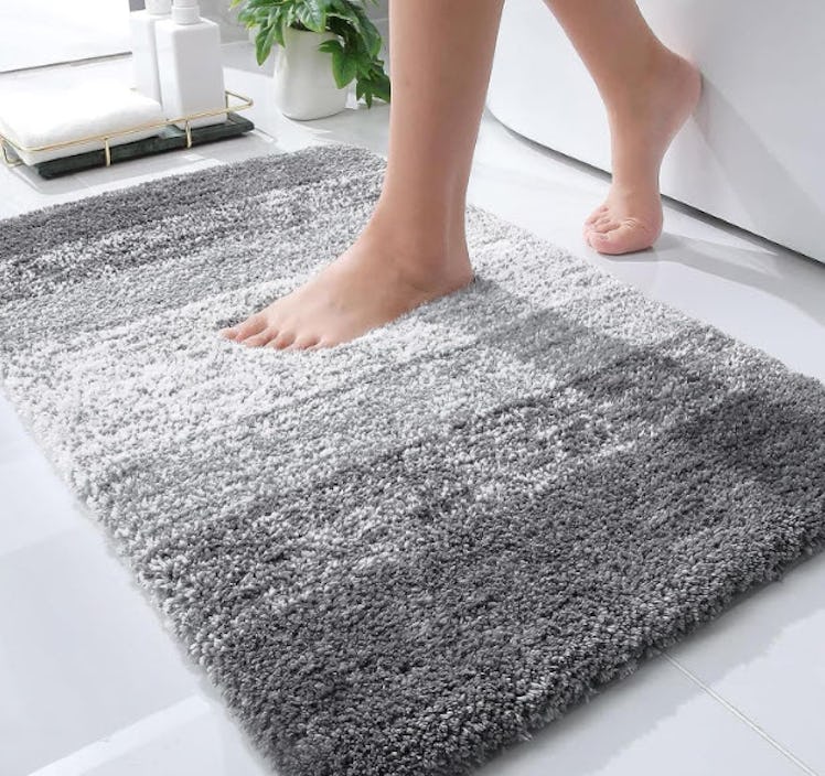 OLANY Absorbent Microfiber Bath Rug