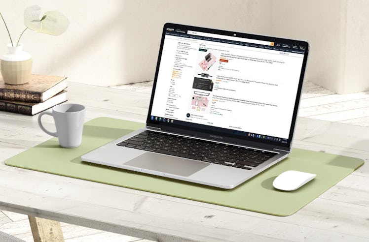 YSAGi Nonslip Leather Desk Pad
