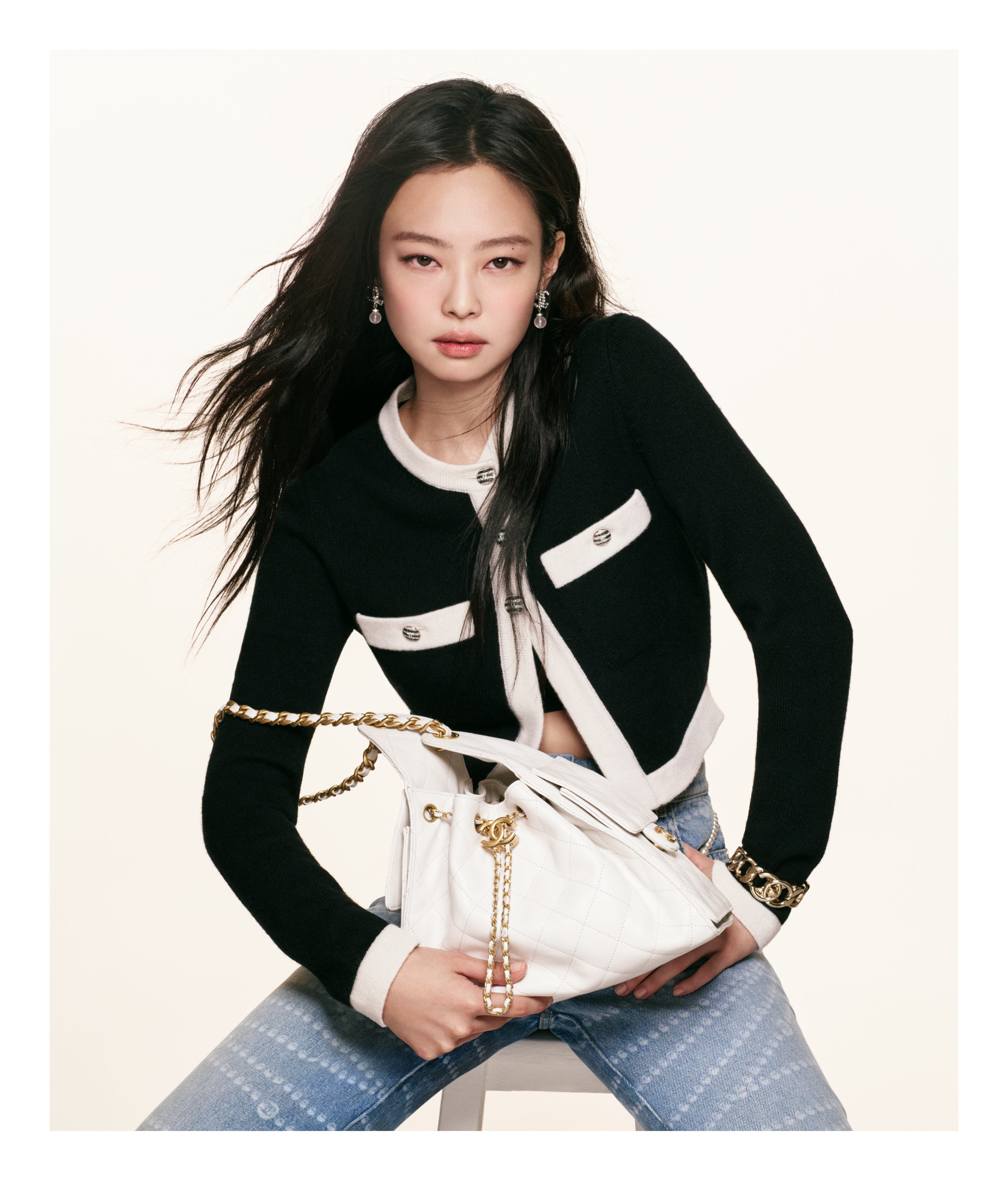 BLACKPINK's Jennie Is The Face Of Chanel's 25 Bag, Alongside Dua Lipa