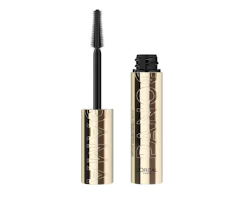 Bone Less Lashes “Boneless” Lashes Are Going Viral On BeautyTok, But What Are They?