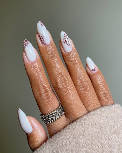 Nine different nail shapes to choose from for a chic manicure.