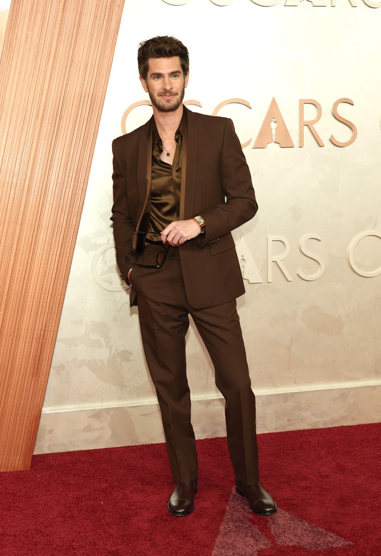 Andrew Garfield attends the 97th Annual Oscars at Dolby Theatre on March 02, 2025 in Hollywood, Cali...