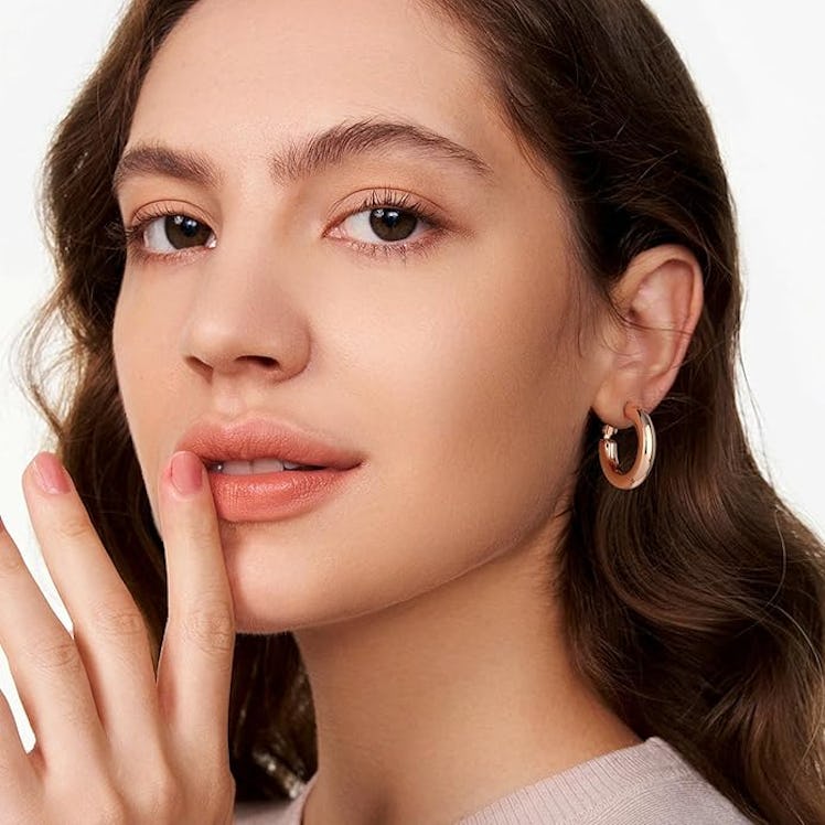 SHOWNII Chunky Hoop Earrings
