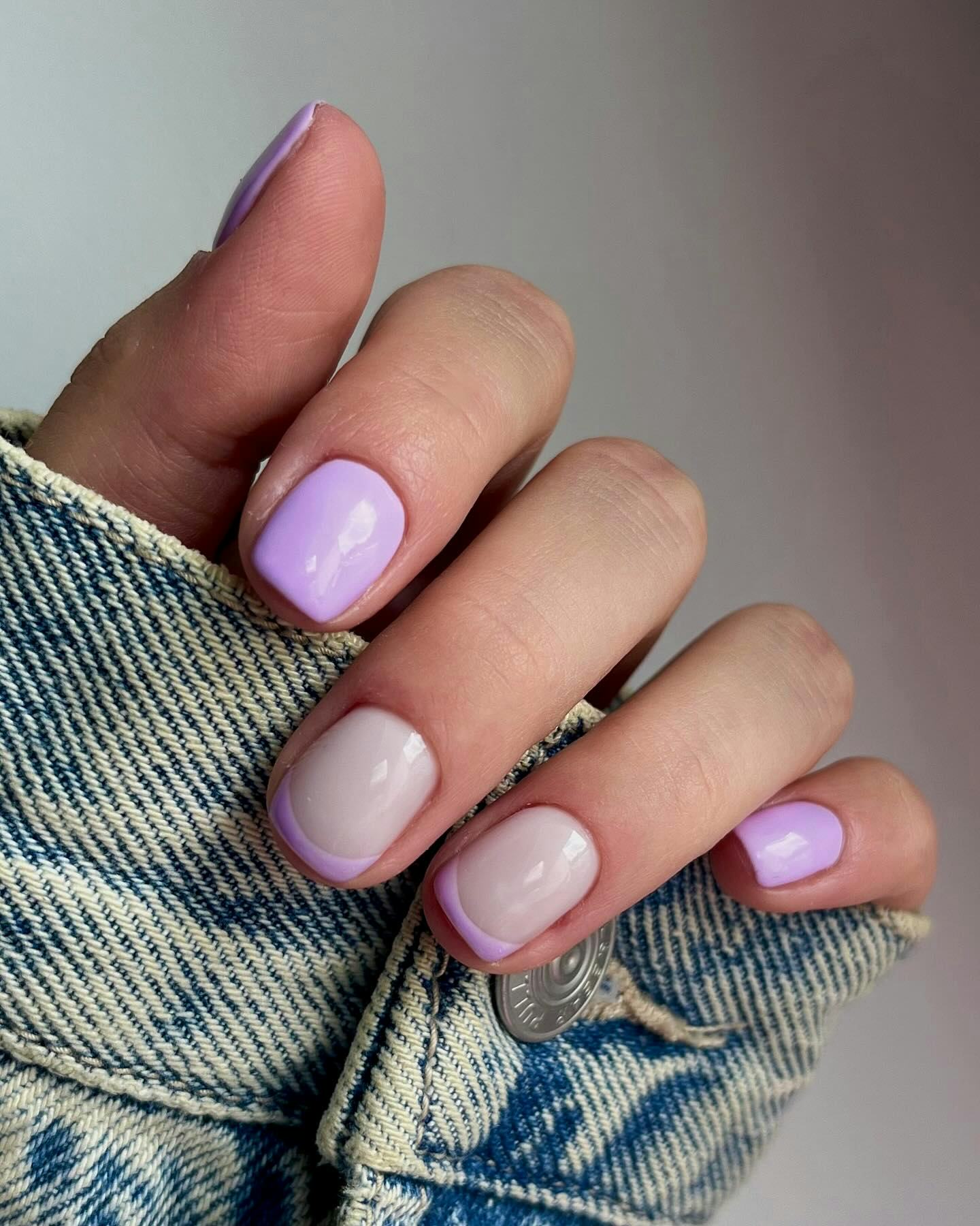 Lavender Spritz Nails: Soft & Chic