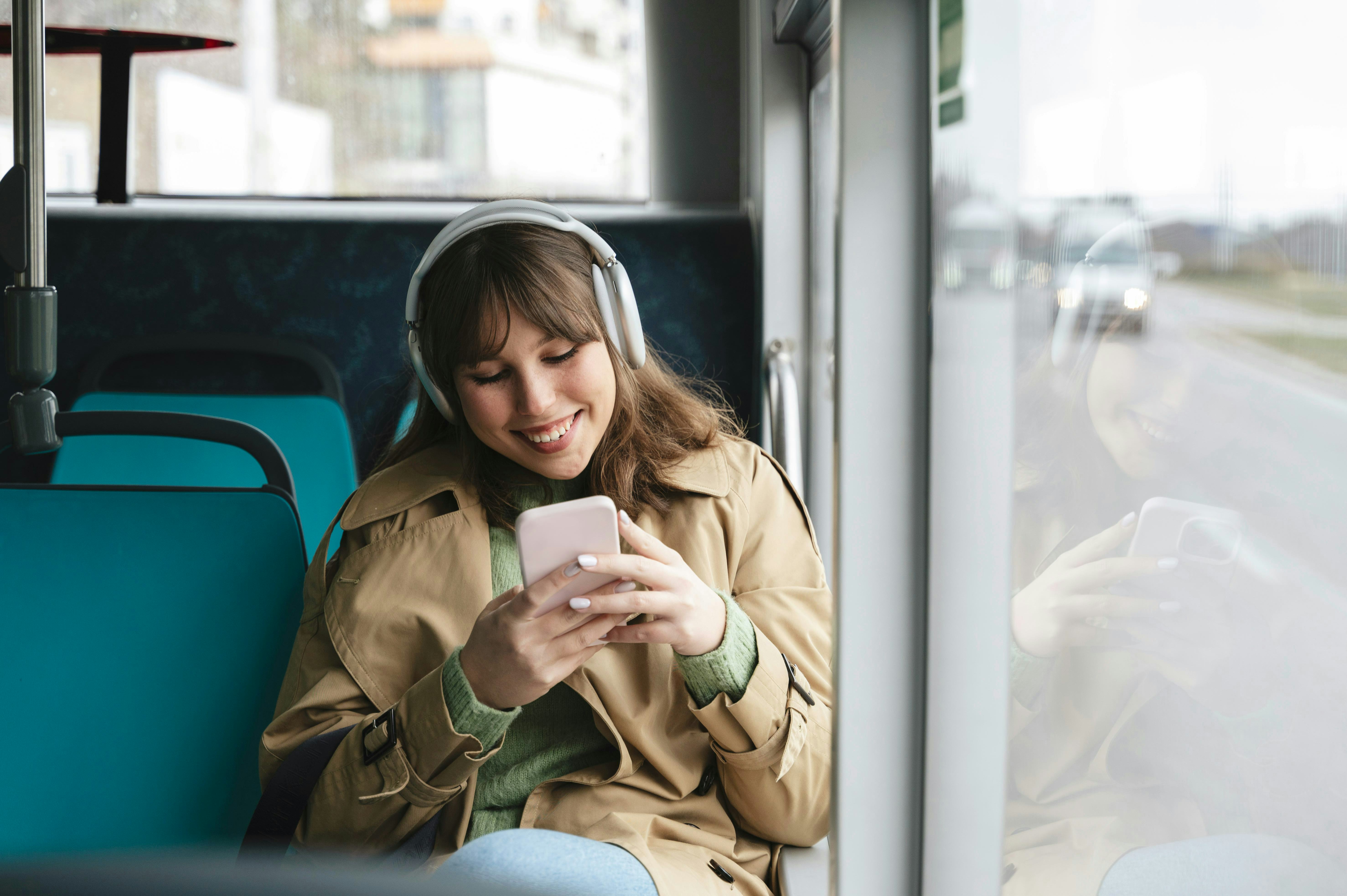 Ways to initiate a good conversation on a dating app.