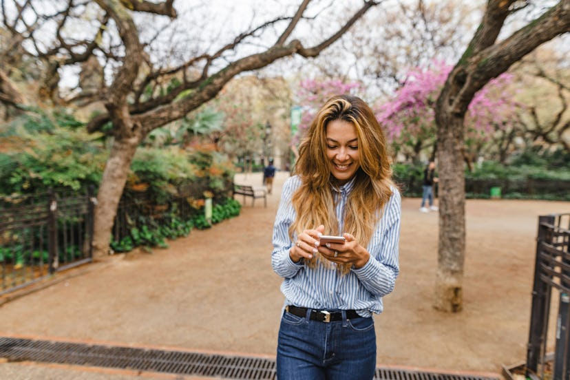 Ways to initiate a good conversation on a dating app.