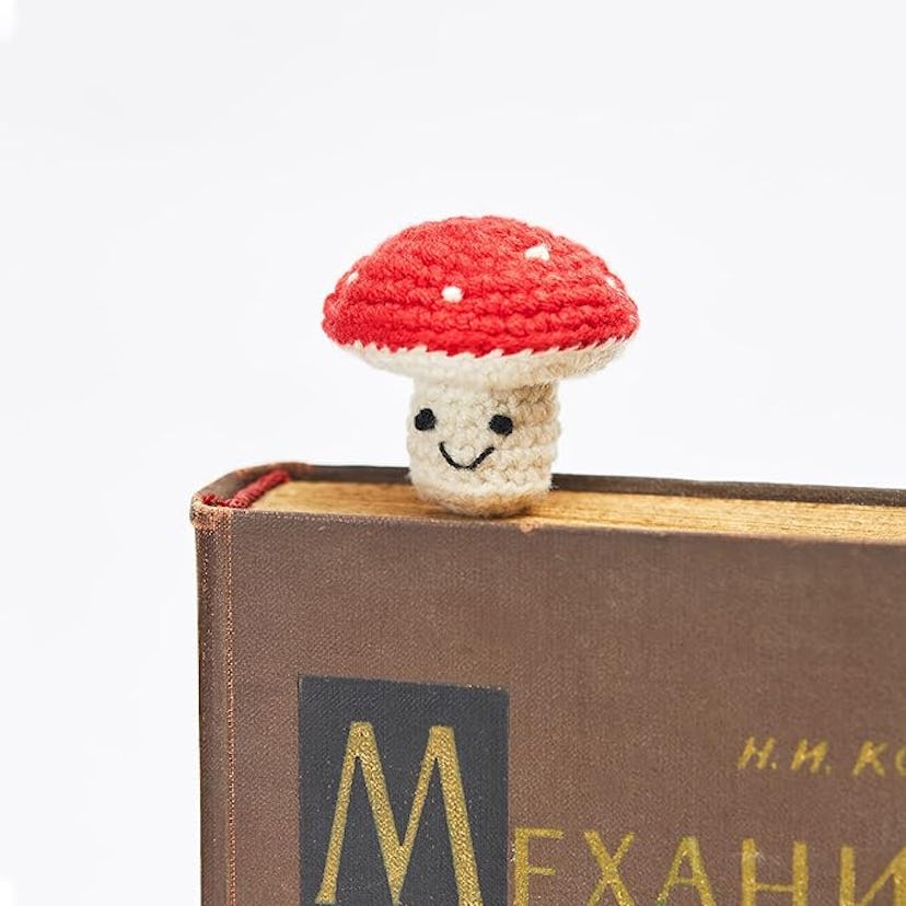 CharySim 3D Vegetable Crochet Bookmark