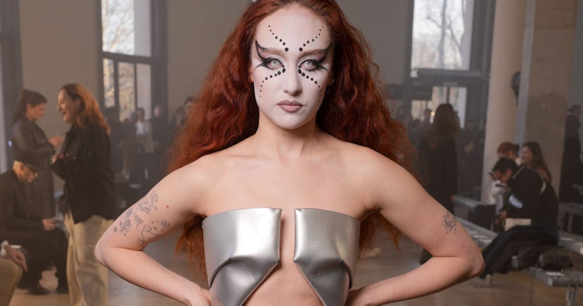 Chappell Roan Just Wore A "Pierced" Manicure & I'm Gagged