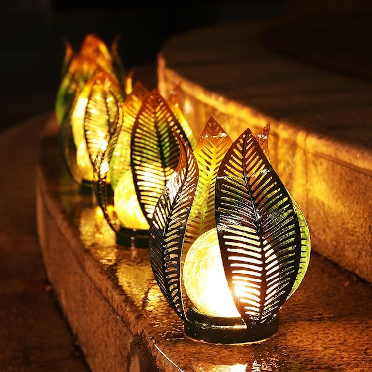 QZGE Solar Leaf Garden Light