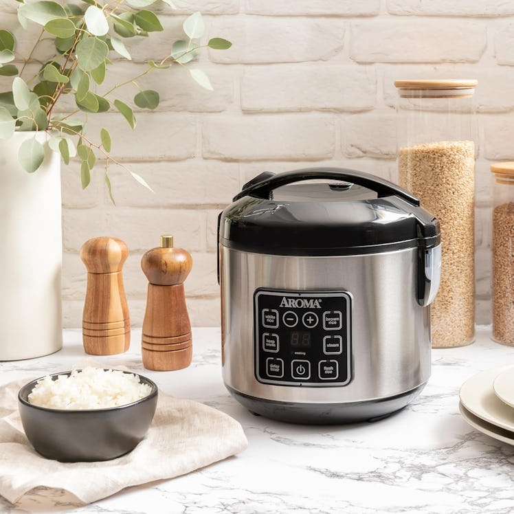 Aroma Housewares Rice Cooker