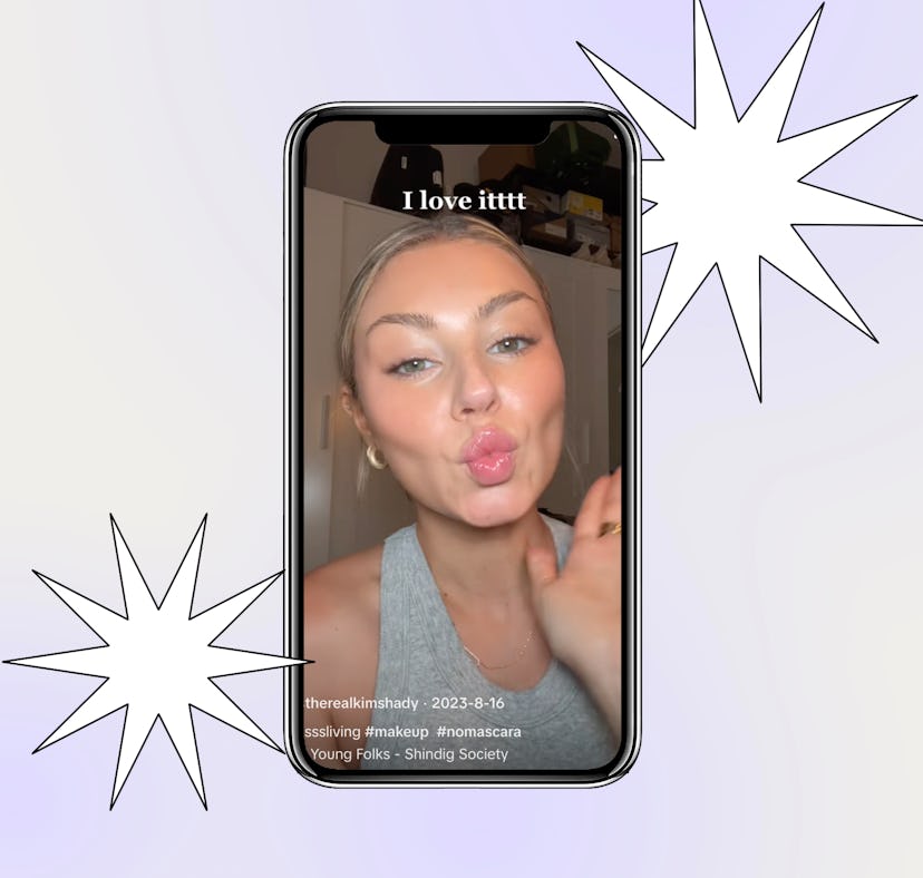 TikToker Kim Wolff trying the "no mascara" makeup trend