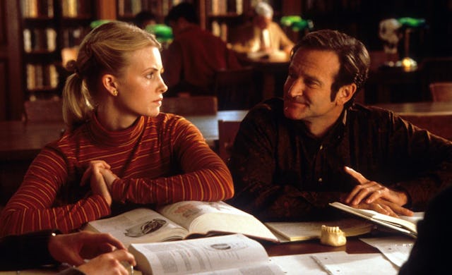 Monica Potter and Robin Williams in the movie 'Patch Adams.'