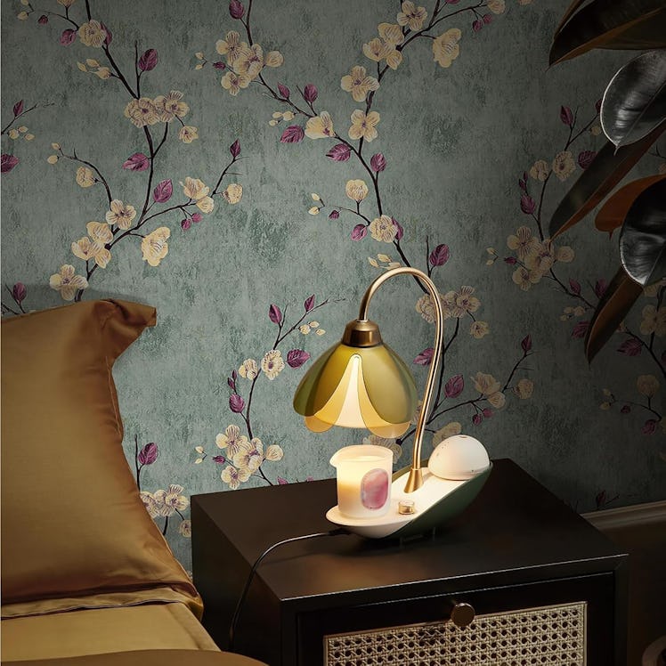 SOON AFTER Floral Peel-&-Stick Wallpaper
