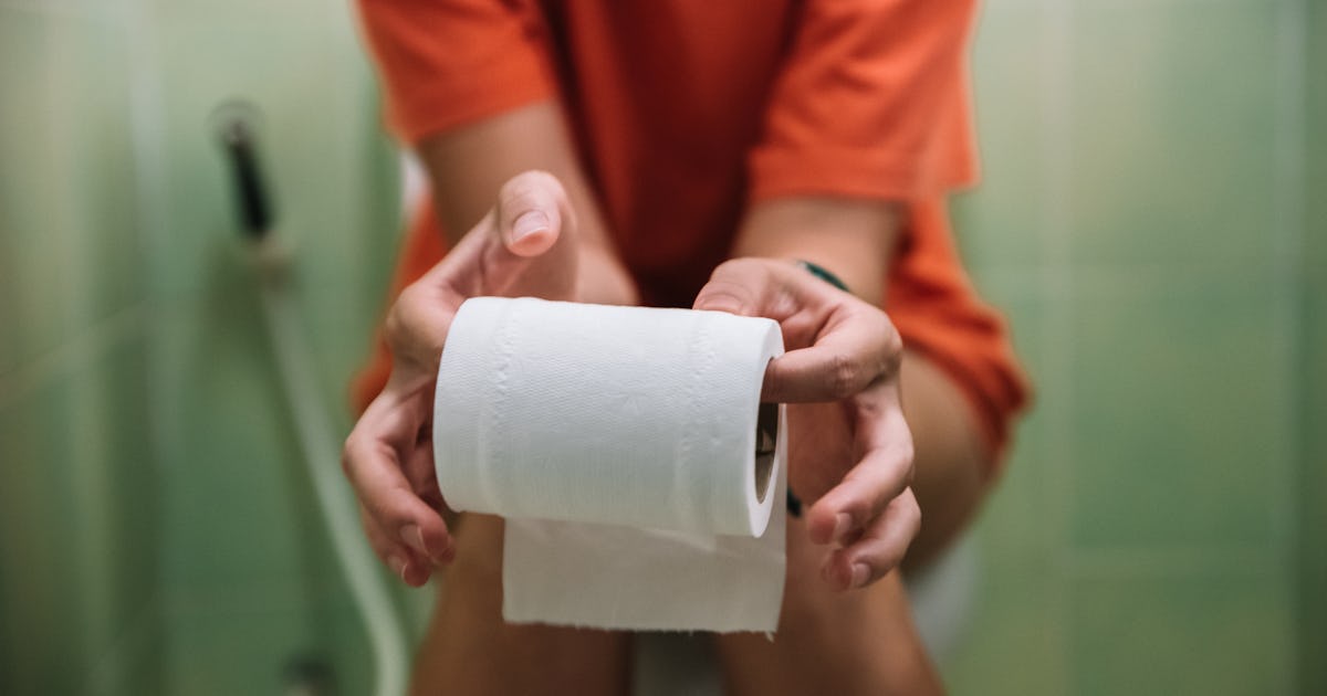 Why Do I Feel Like I Have To Pee Every 5 Minutes? A Urologist Weighs In