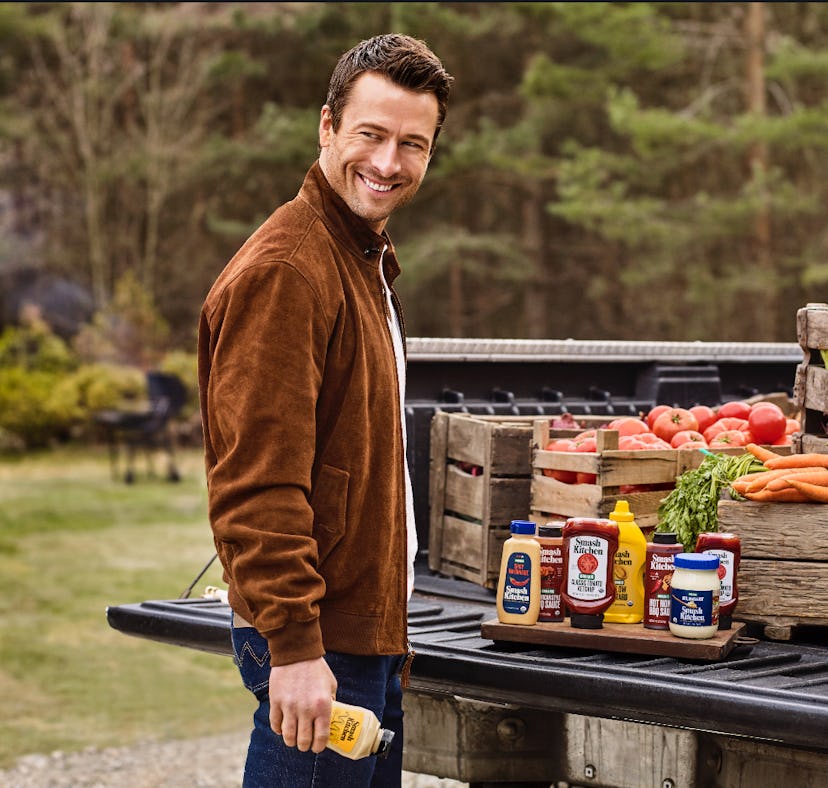 I tried all of Glen Powell's organic Smash Kitchen condiments.
