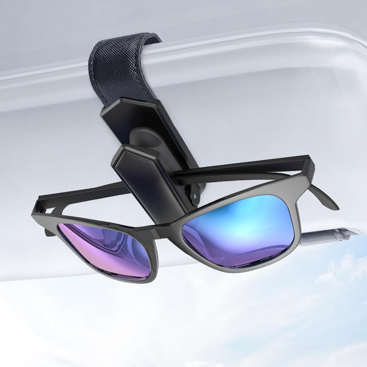 Veharvim Visor Sunglass Holder