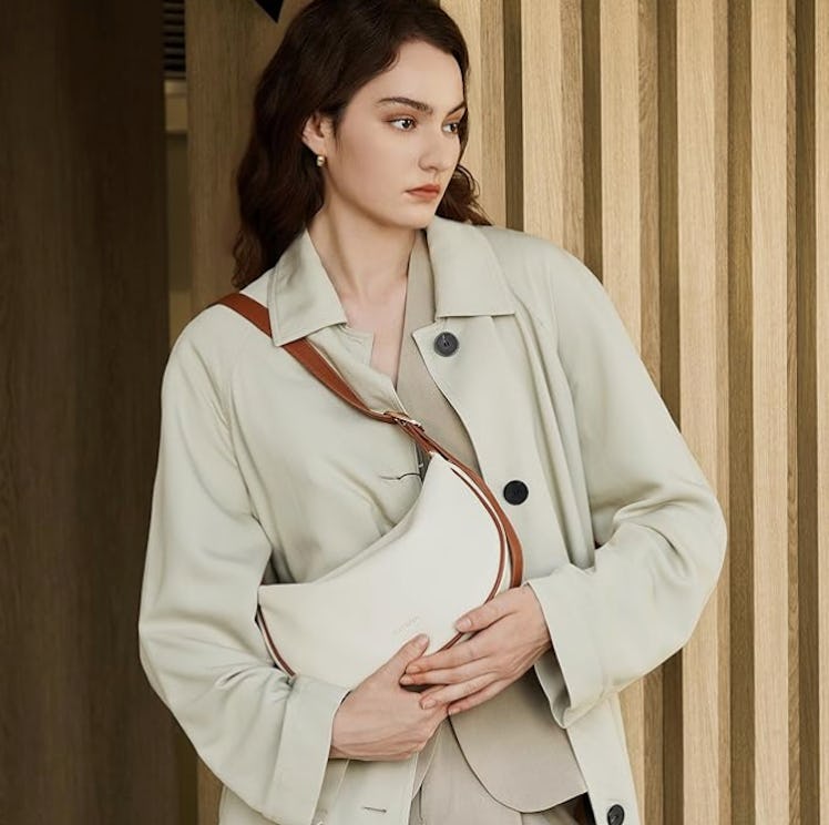 BOSTANTEN Crescent Shoulder Bag