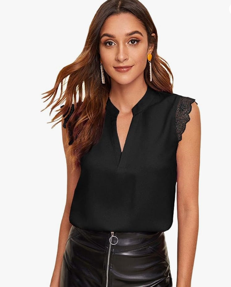 Milumia Lace V Neck Blouse