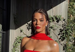 Khloé Kardashian’s pastel French tips are so dreamy for spring.