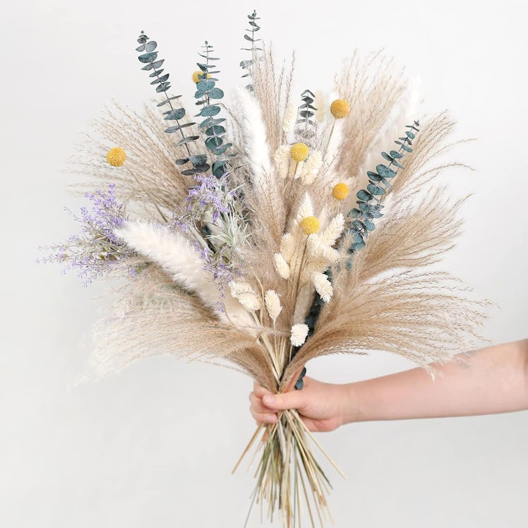 Serra Flora Artificial Pampas Grass (66-Pieces)