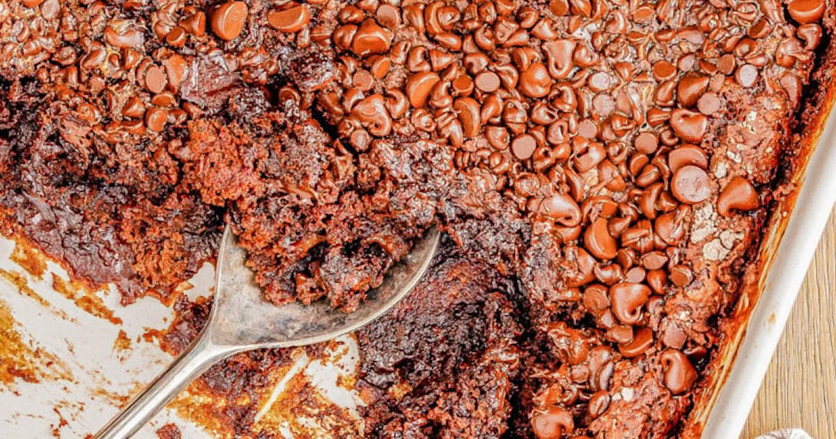11 Easy Chocolate Dessert Recipes For When You Need A Little Treat Now