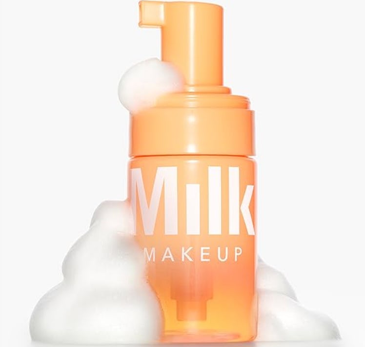 Milk Makeup Cloud Glow Foam Brightening Primer