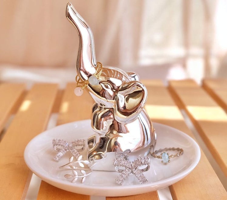 PUDDING CABIN Ring Holder