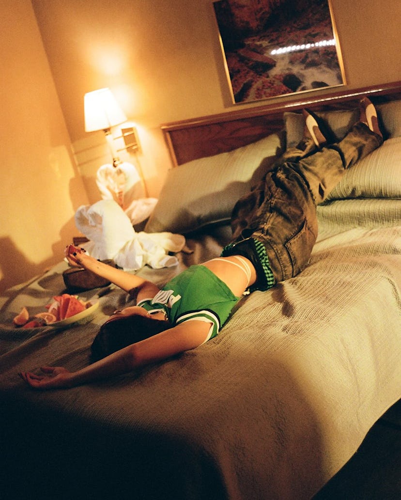 Dua Lipa bared her navel in a tiny crop top and exposed her boxers.