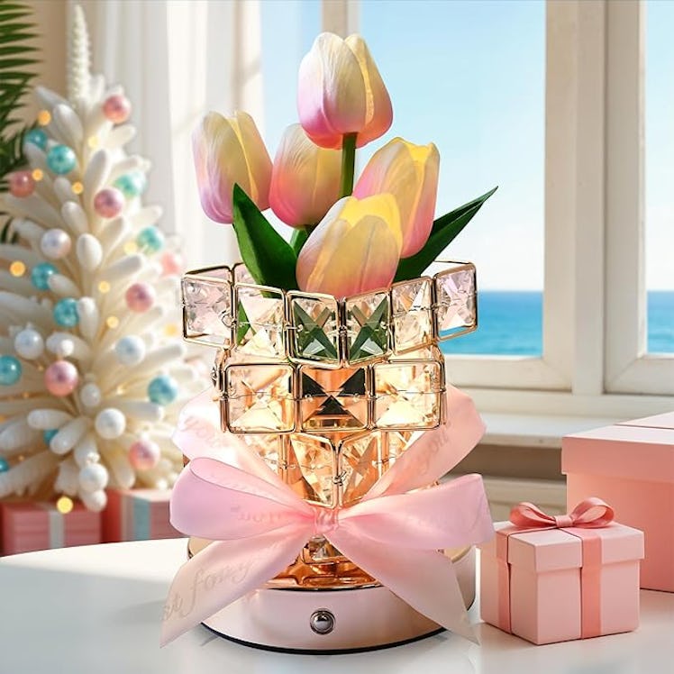 NuuNuy Crystal Tulip Lamp