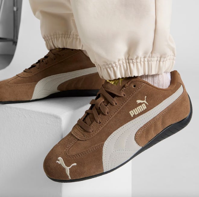 Dua Lipa wore a tiny crop top and exposed her boxers.