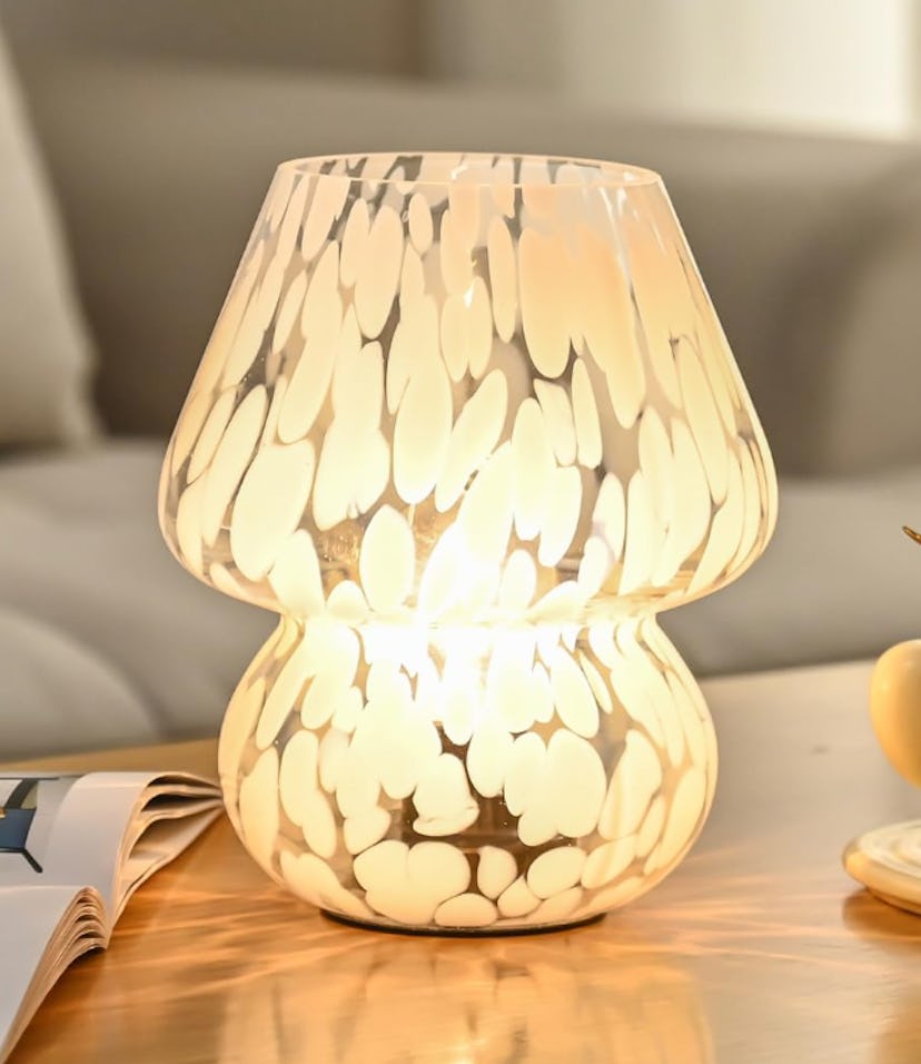 AOMOONOA Glass Mushroom Lamp