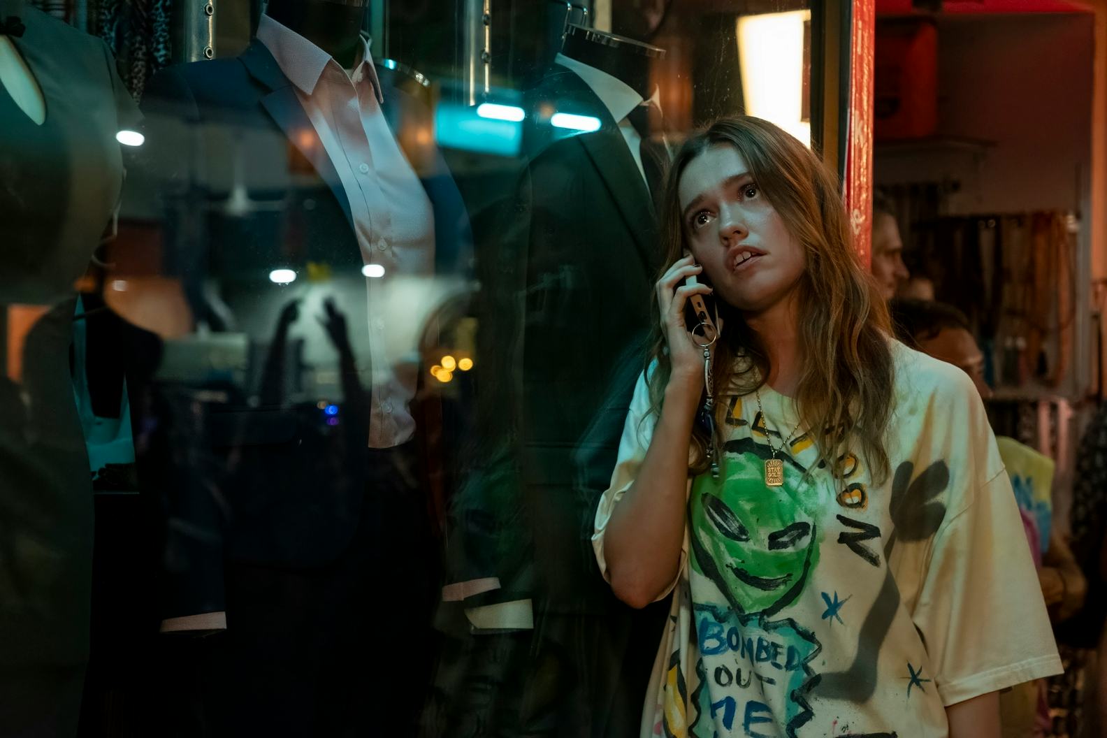 Chelsea on The White Lotus. Photo via HBO