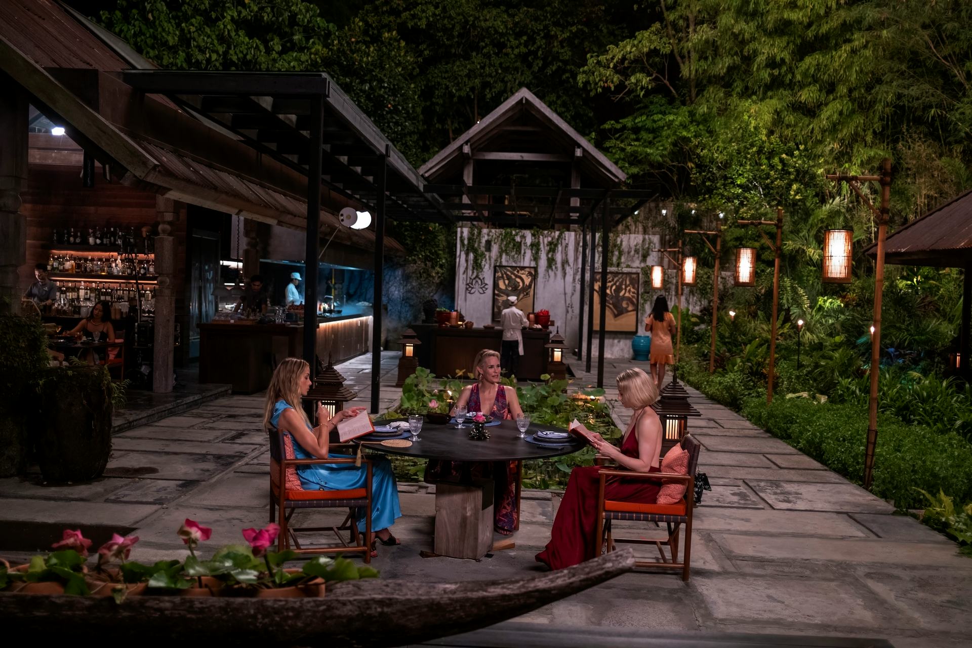 Michelle Monaghan, Leslie Bibb, Carrie Coon on &lsquo;The White Lotus&rsquo;