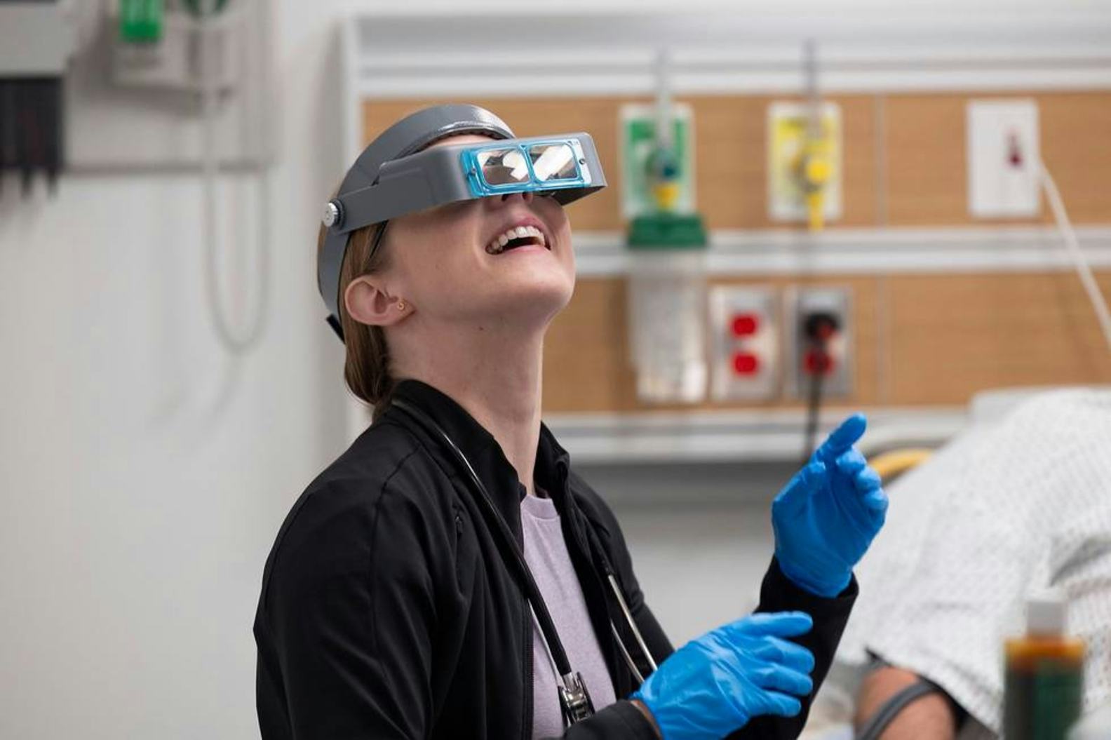 Mel on The Pitt. Photo via Max