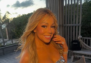 Mariah Carey grocery shopping outfit chanel 25 bag