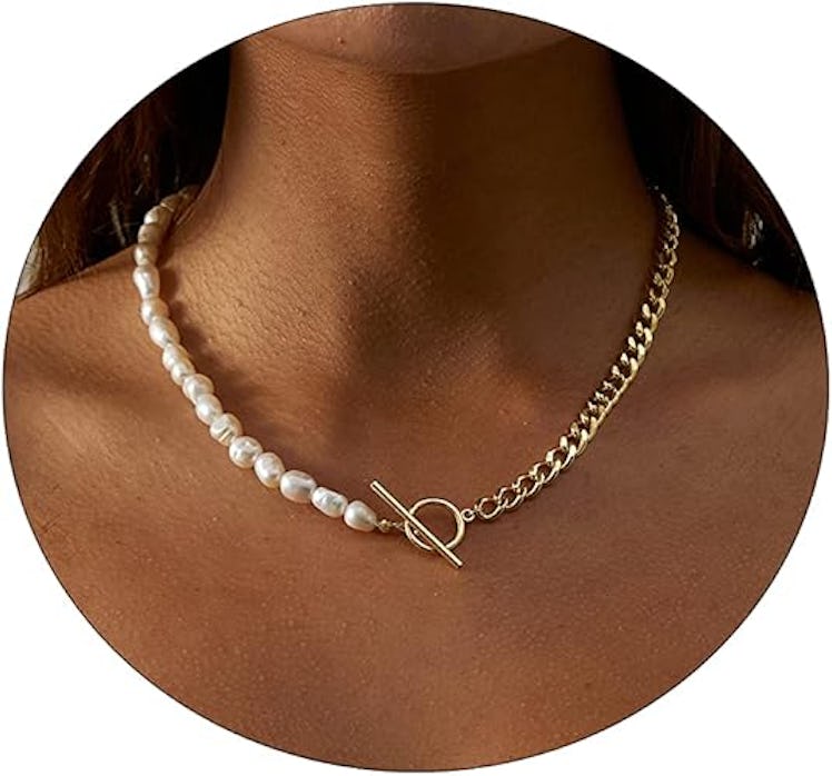 VIROMY Pearl and Chain Toggle Necklace