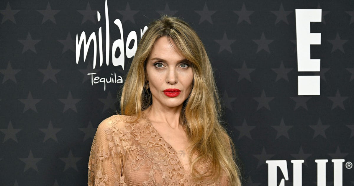 Angelina Jolie's Chic Lunch Look Proves Spring Dressing Can Be Minimal