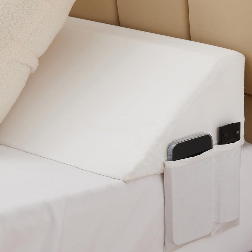 Bedluxe Wedge Headboard Pillow